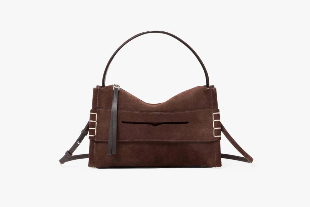 Attachment for 9 Prediksi Tren Tas Wanita 2025, Unik sampai Mewah