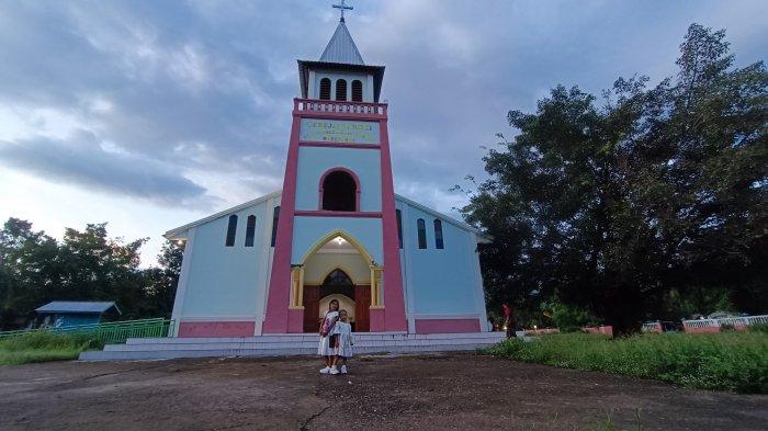 GEREJA-MAGEPANDA-Gereja-Katolik-Magepanda-Sikka-NTT-Minggu-9-Februari-2025.jpg
