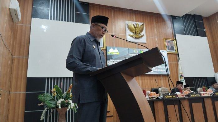 Asisten-I-Wali-Kota-Palu-Usman-menerangkan-RPJMD-Kota-Pd.jpg