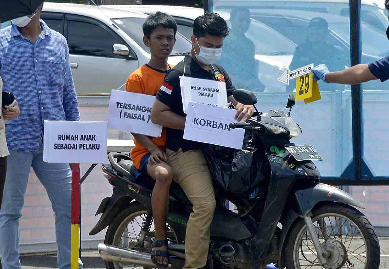 rekonstruksi-penculikan-dan-pembunuhan-anak-di-makassar-oet.jpg