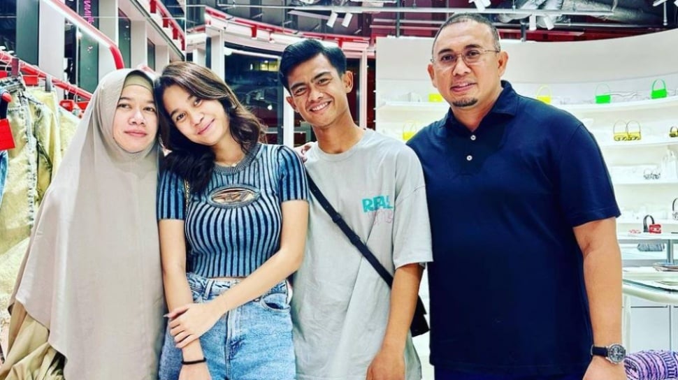 41653-azizah-salsha-pratama-arhan-dan-andre-rosiade.jpg