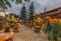 tempat-makan-di-bandung-terbaru-768x475.jpg