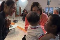 Attachment for 10 Foto Andrew Anak Erika Carlina dan Luna Maya